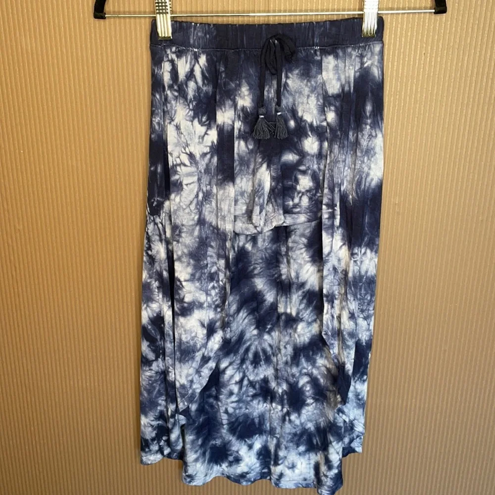 Justice‎ blue tie dye long skirt size 6/7